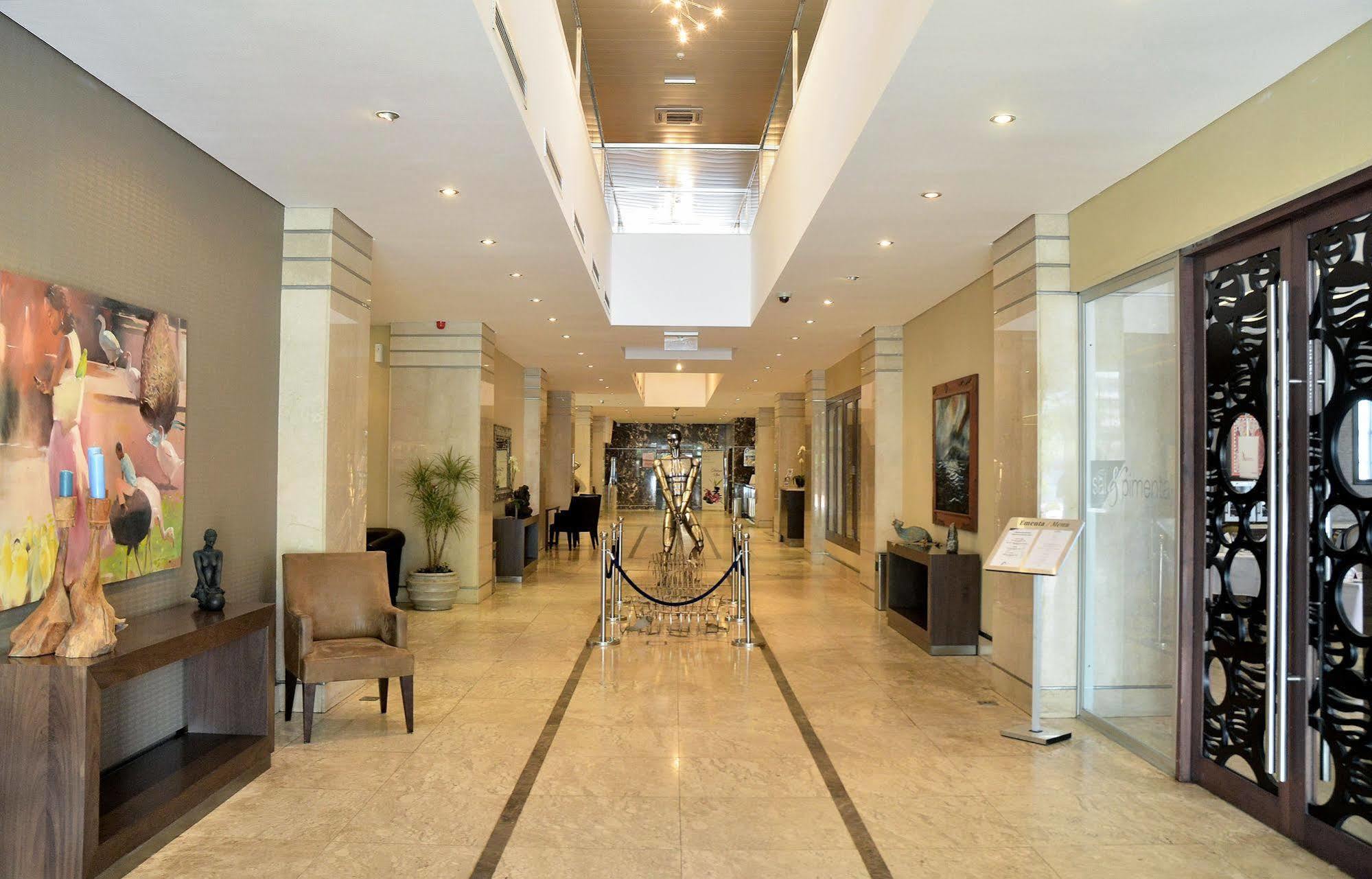 Afrin Prestige Hotel Maputo Buitenkant foto
