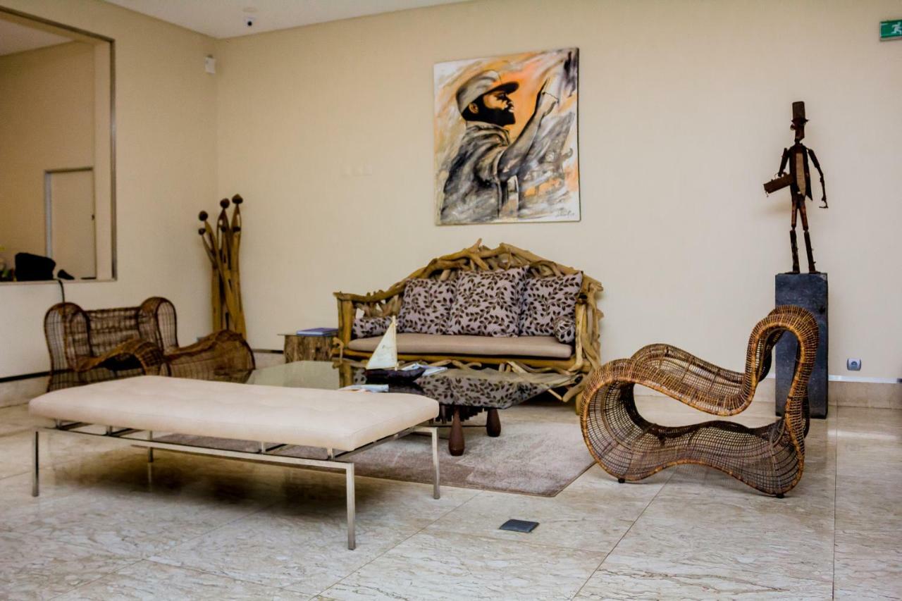 Afrin Prestige Hotel Maputo Buitenkant foto